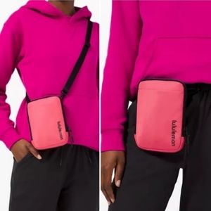 NEW Lululemon Easy Access Crossbody belt bag